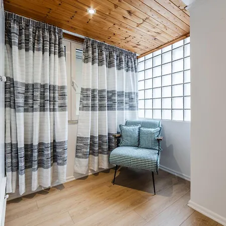 Cozy In Bllok 5 Min Walk From Park Lejlighed *