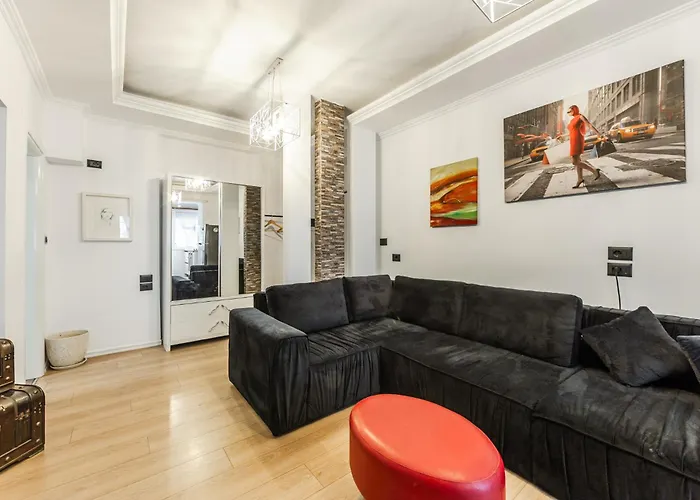 Cozy In Bllok 5 Min Walk From Park 아파트 *